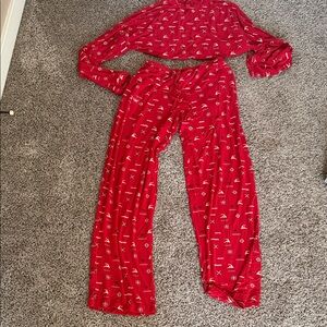 SKIMS 2025 Christmas collection pj’s. Top is cropped. Very comfy women’s XS